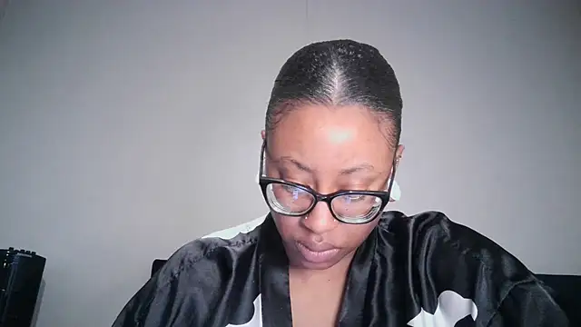 Snapshot of Nyxie_Chaos chatting on December 2, 2:23 pm Nyxie Chaos online show from December 2, 2:23 pm