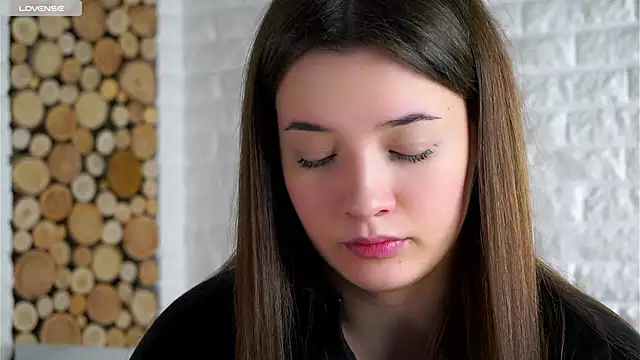 LowOncoming online show from January 8, 2:03 am