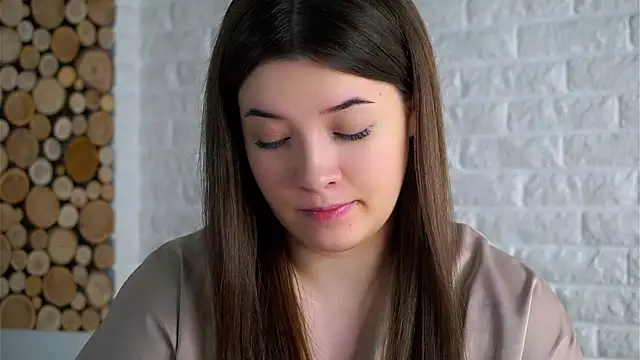 LowOncoming online show from February 2, 3:16 am