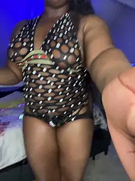 LillShayy online show from December 7, 4:42 am