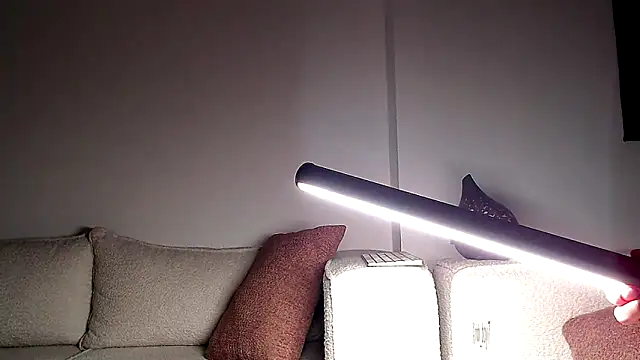 Snapshot of pipeynick chatting on February 12, 3:01 am pipeynick online show from February 12, 3:01 am