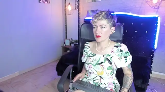 Maria fernandaxxx  online show from December 15, 9:24 am