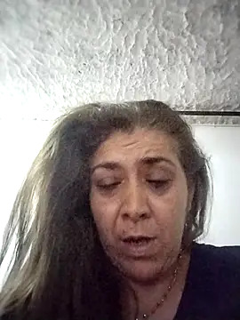 sarethdeivy  online show from March 10, 11:27 pm