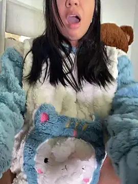 Snapshot of _octavia_ chatting on September 10, 1:44 pm octavia online show from September 10, 1:44 pm