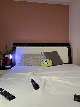 SOFIASWEETSECRETT online show from November 27, 11:12 am