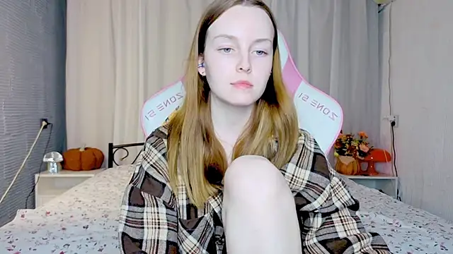 Wild  flowers online show from October 29, 3:47 pm