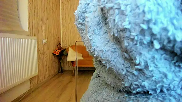 AishaRouhi online show from March 4, 3:33 am