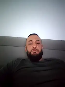 Reeeks69 online show from April 24, 5:43 am