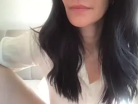 Snapshot of paolajonez chatting on July 20, 1:24 pm paolajonez online show from July 20, 1:24 pm