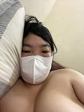 Hachi Sweetbabie  online show from June 10, 11:13 pm