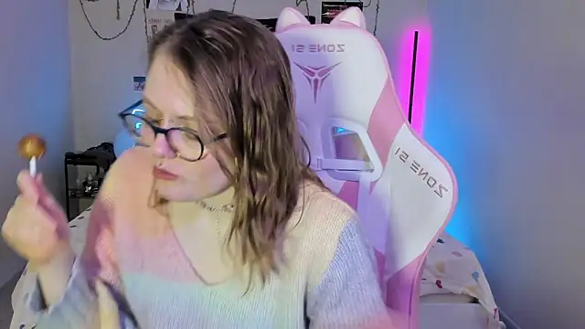 Snapshot of BebKonie chatting on February 14, 4:31 pm BebKonie online show from February 14, 4:31 pm