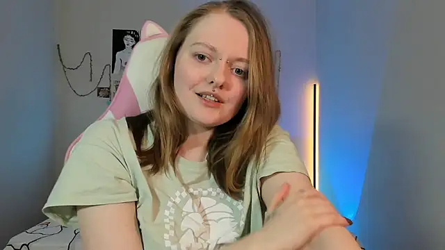 Snapshot of BebKonie chatting on March 8, 12:41 pm BebKonie online show from March 8, 12:41 pm