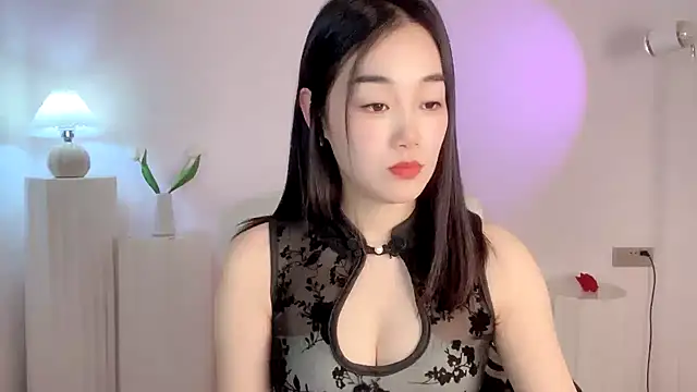 Snapshot of cloud8822 chatting on December 7, 2:13 pm cloud8822 online show from December 7, 2:13 pm