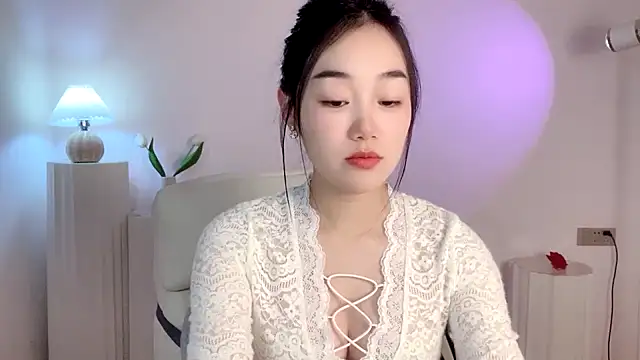 Snapshot of cloud8822 chatting on December 13, 2:27 pm cloud8822 online show from December 13, 2:27 pm