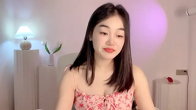 Snapshot of cloud8822 chatting on December 16, 2:05 pm cloud8822 online show from December 16, 2:05 pm
