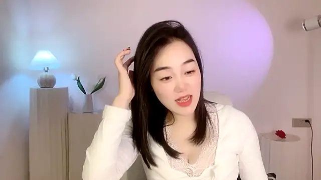 Snapshot of cloud8822 chatting on January 19, 2:06 pm cloud8822 online show from January 19, 2:06 pm
