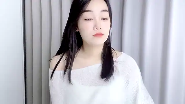 cloud8822 online show from November 18, 5:45 am