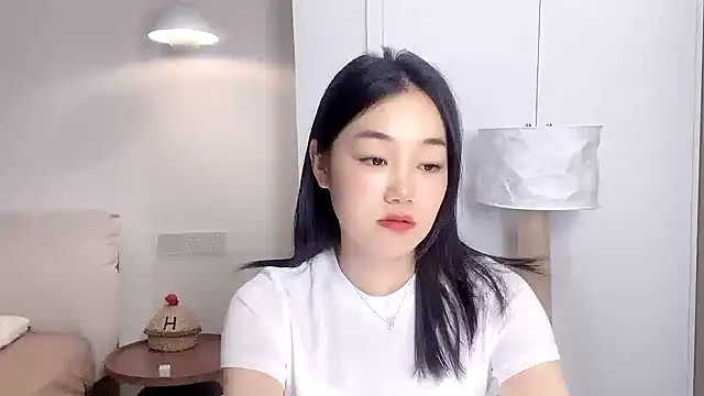 cloud8822 online show from April 21, 2:12 pm