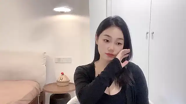 cloud8822 online show from May 9, 7:24 am