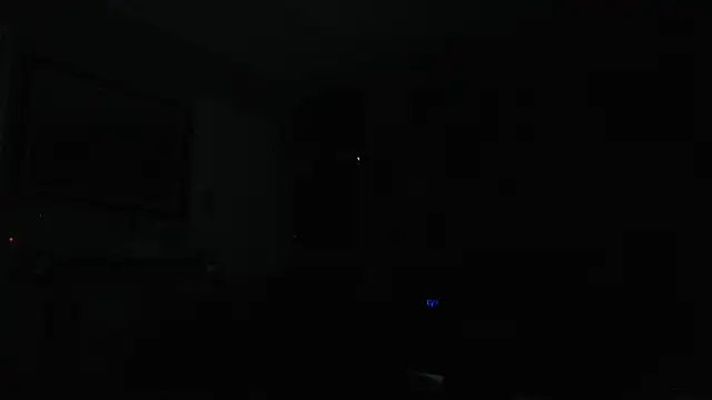 Snapshot of eavestease1 chatting on July 10, 6:17 am eavestease1 online show from July 10, 6:17 am
