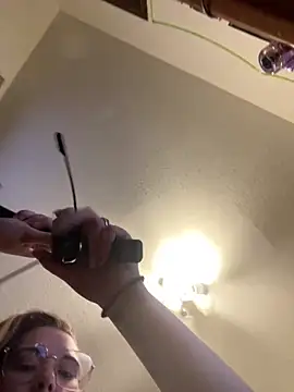 Lalalynn online show from October 21, 7:25 pm