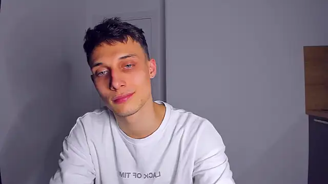 Kent Ross online show from October 26, 7:20 pm