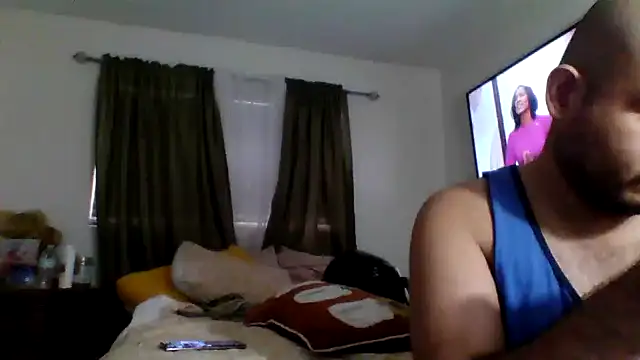 JooveyRose online show from October 12, 4:28 pm