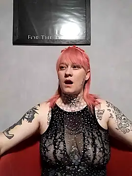 Snapshot of poussichienne chatting on June 8, 3:34 pm poussichienne online show from June 8, 3:34 pm