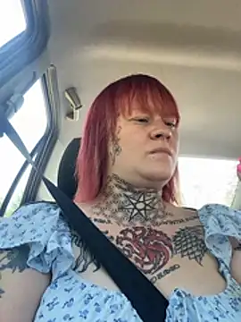 poussichienne online show from July 12, 9:33 am