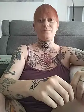 poussichienne online show from August 2, 3:43 pm