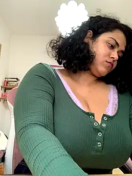Curvydesifromgermany online show from October 16, 1:01 pm