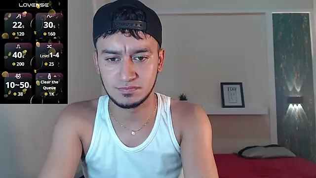 Snapshot of Kevin_Torres chatting on October 11, 3:17 am Kevin Torres online show from October 11, 3:17 am