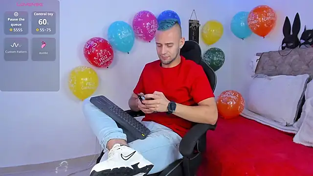 Damon Bakert online show from November 14, 2:21 am