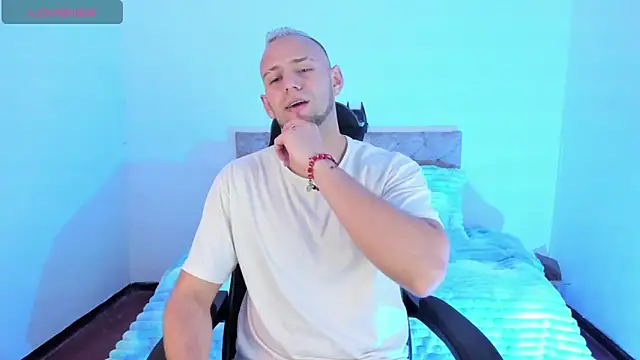 Damon Bakert online show from February 3, 3:28 pm