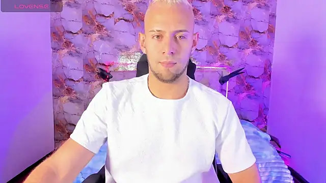 Damon Bakert online show from June 25, 1:48 pm