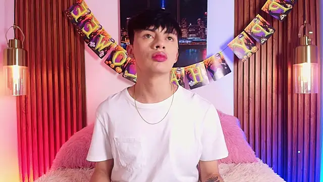 Snapshot of Steev_Novoa chatting on October 29, 9:27 pm Steev Novoa online show from October 29, 9:27 pm