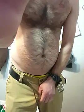 Snapshot of bigdickdaddy2184 chatting on November 29, 2:25 am bigdickdaddy2184 online show from November 29, 2:25 am