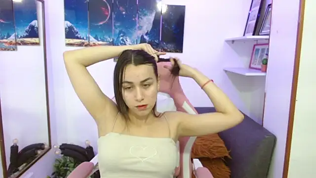 EmmaMyerss  online show from February 15, 11:14 pm