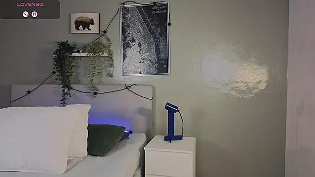 Snapshot of Ken-boy_ chatting on October 14, 11:55 am Ken-boy  online show from October 14, 11:55 am