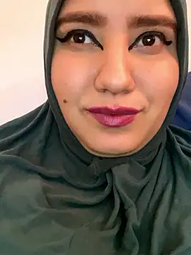 Snapshot of hannahayat chatting on December 2, 3:47 pm hannahayat online show from December 2, 3:47 pm