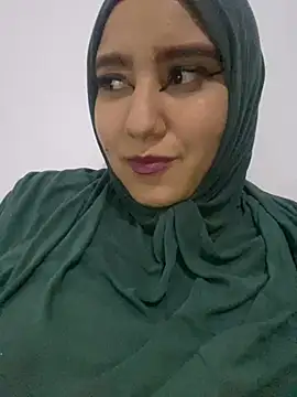 Snapshot of hannahayat chatting on December 18, 11:51 pm hannahayat online show from December 18, 11:51 pm