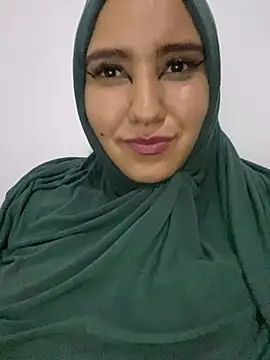 Snapshot of hannahayat chatting on December 19, 10:53 pm hannahayat online show from December 19, 10:53 pm