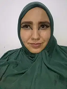 Snapshot of hannahayat chatting on December 21, 12:09 am hannahayat online show from December 21, 12:09 am