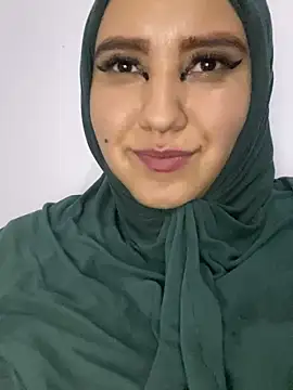 Snapshot of hannahayat chatting on December 21, 3:14 am hannahayat online show from December 21, 3:14 am
