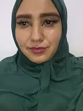 Snapshot of hannahayat chatting on December 22, 3:22 am hannahayat online show from December 22, 3:22 am