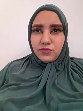 Snapshot of hannahayat chatting on December 22, 3:11 pm hannahayat online show from December 22, 3:11 pm