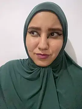 Snapshot of hannahayat chatting on January 5, 12:31 am hannahayat online show from January 5, 12:31 am