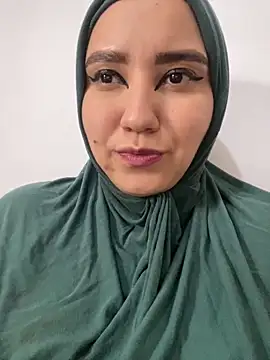 Snapshot of hannahayat chatting on January 14, 2:53 pm hannahayat online show from January 14, 2:53 pm