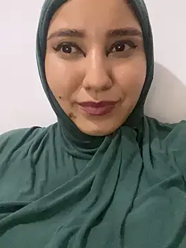 Snapshot of hannahayat chatting on January 17, 2:50 am hannahayat online show from January 17, 2:50 am