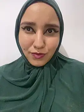 Snapshot of hannahayat chatting on January 23, 1:41 am hannahayat online show from January 23, 1:41 am